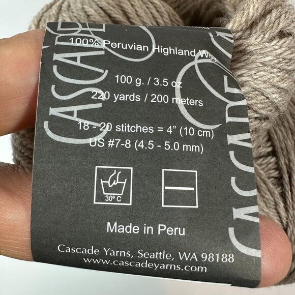 Cascade Yarns 220 The Heathers #8012 Peruvian Wool Doeskin - Lot of 2 - Picture 4 of 8